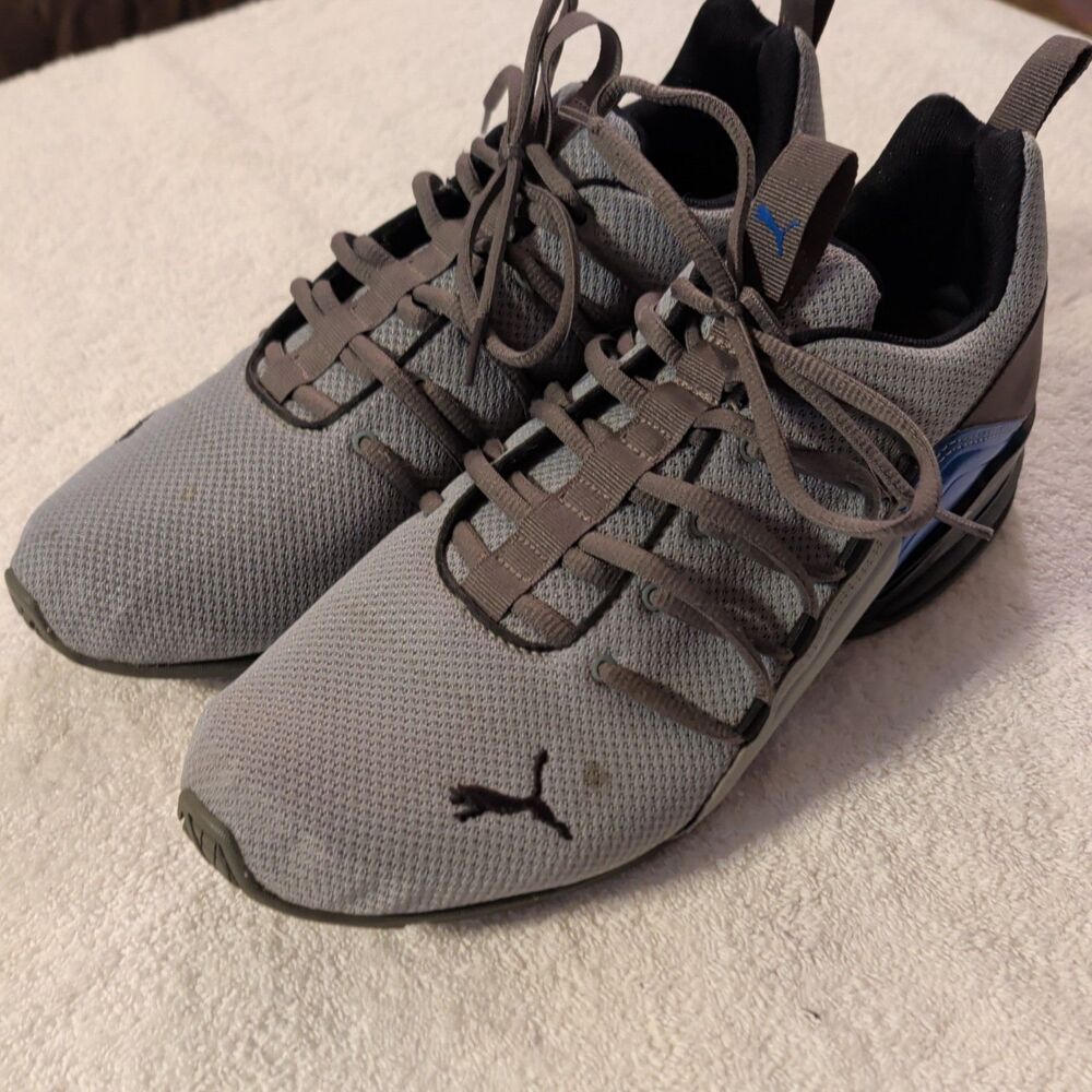 PUMA Mens Axelion Cross trainer size 10 standard